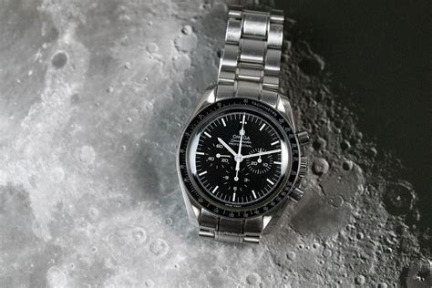 reloj omega que fue a la luna precio|reloj omega mujer.